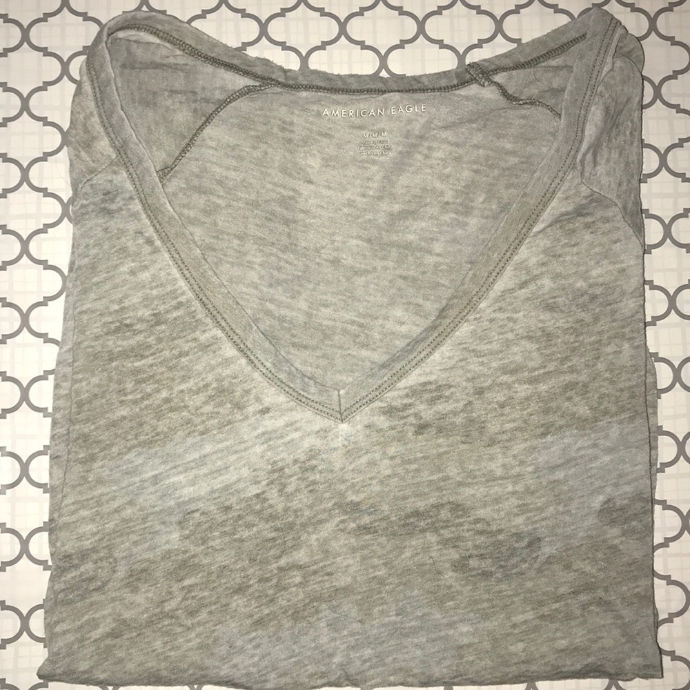 American eagle camo vneck